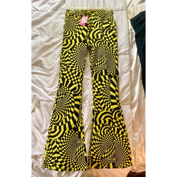 Edikted Trippy Flare Jeans - Picture 2 of 4